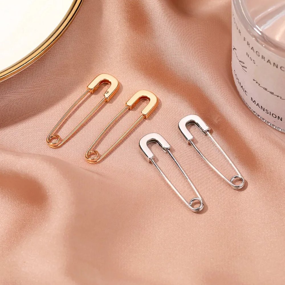 Minimalist Gold Safety Pin Earrings NEW - Picture 4 of 7